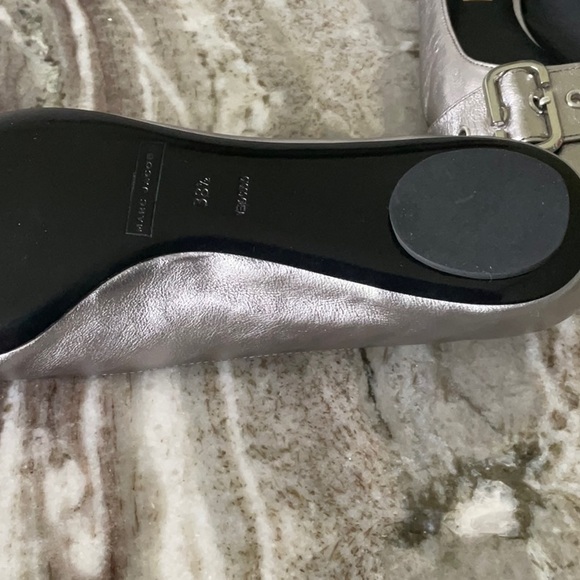 NWOB Marc Jacobs REED Leather Buckle detail flats - Picture 8 of 10